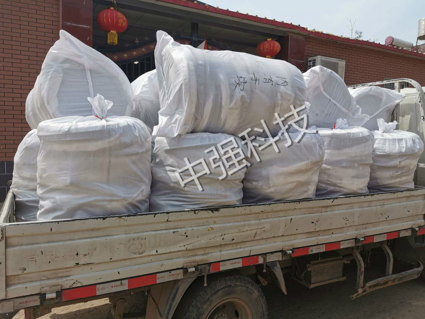 囊袋式注漿封孔器，走一車(chē)。